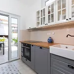Regina Old Town 2br Terrace & Parking *